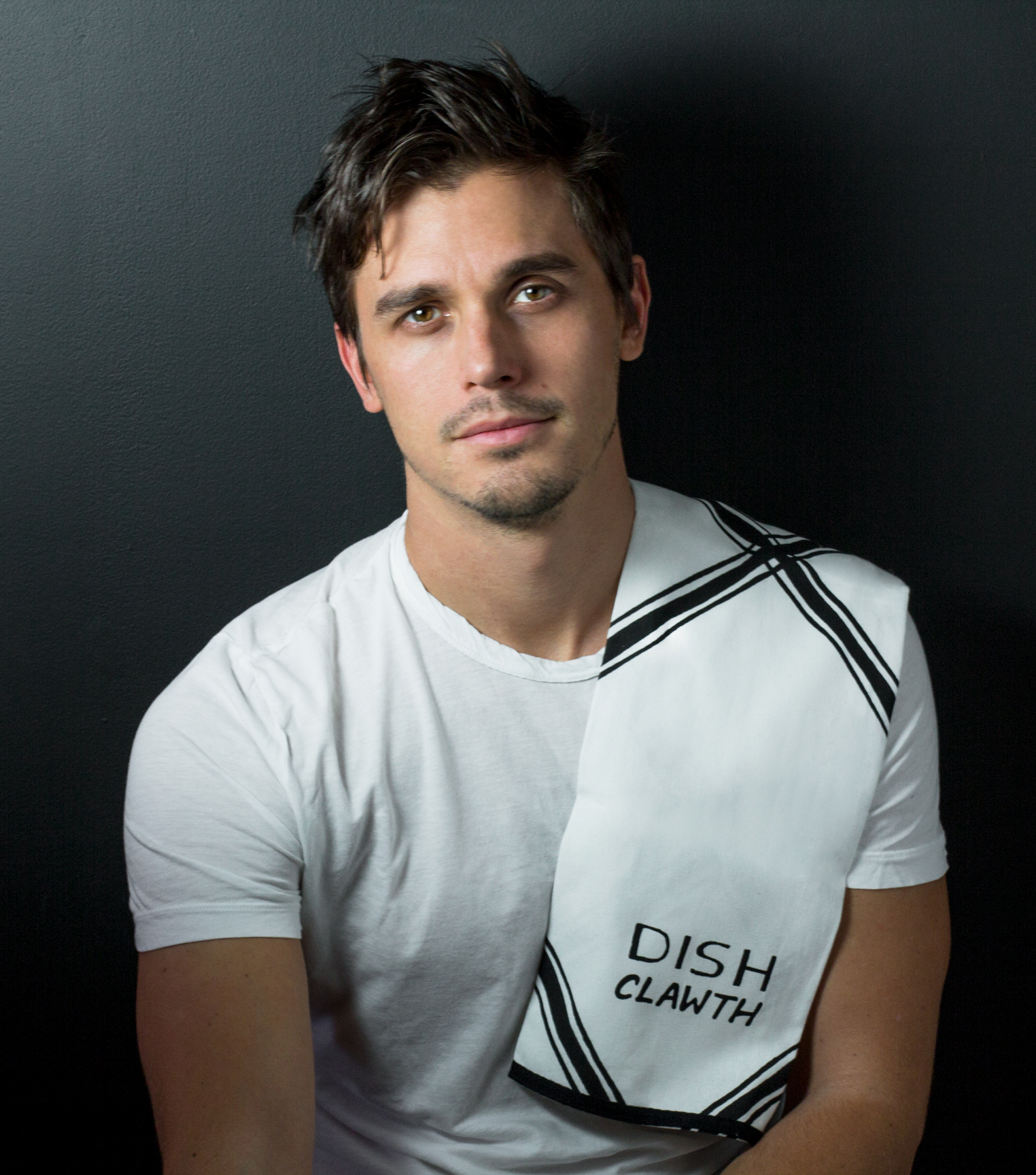 Antoni Porowski.